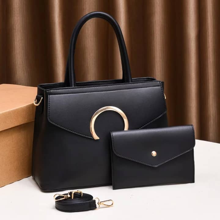 Sac à Main 2-en-1 – Élégance Moderne & Finitions Dorées  3